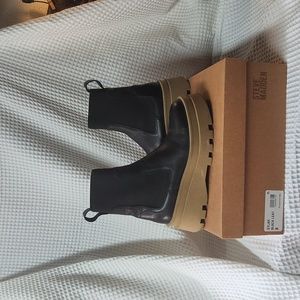 Steve Madden Platform Boots Wms Size 38